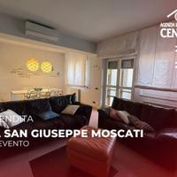 Appartamento con vano sottotetto e garage