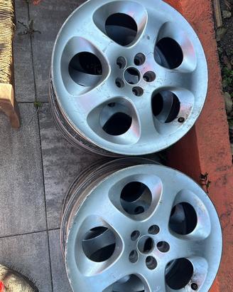 Cerchi in lega R17 per Alfa Romeo 156/147