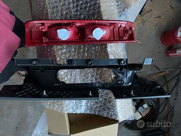 Fanale posteriore sx renault trafic opel vivaro