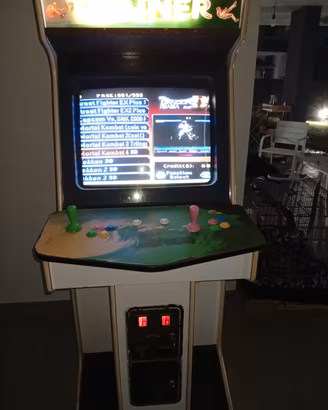 arcade originale Tecno Giochi modello "Trainer"