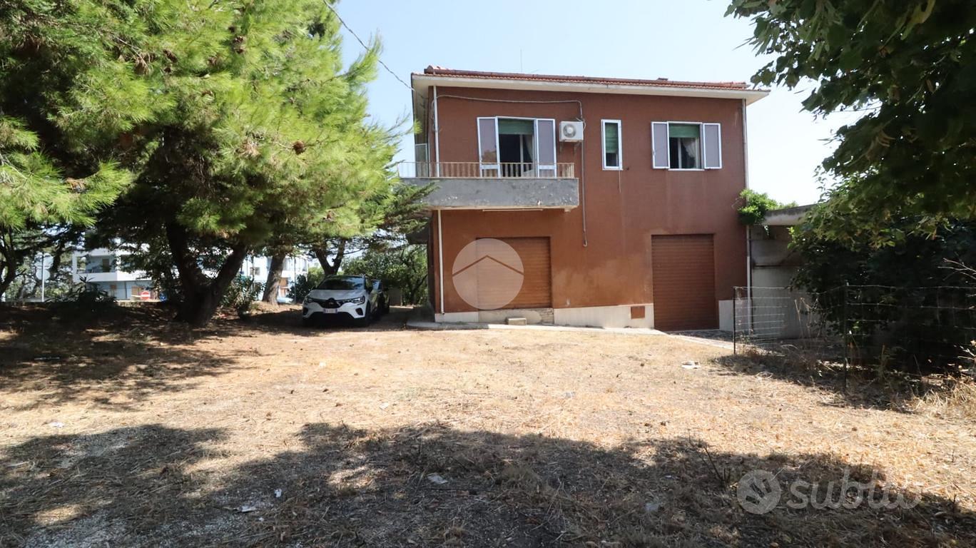 Casa – Pianella, Contrada Fonte Sant'Antonio - Vista 2