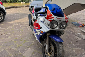 Cbr 900rr fireblade