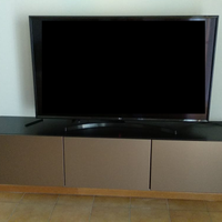 Mobile TV nero ante bronzo passaggio cavi 180 cm