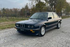 Bmw 323i coupe