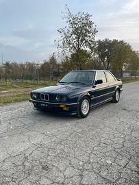 Bmw 323i coupe