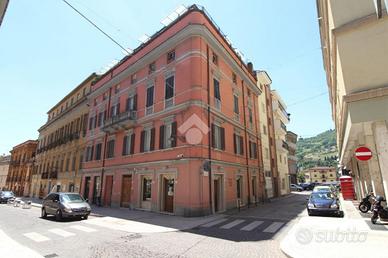 3 LOCALI A TERAMO