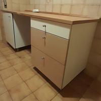 Base cucina con piano in legno