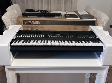Yamaha PSR-SX600 COME NUOVA USATA 3 volte