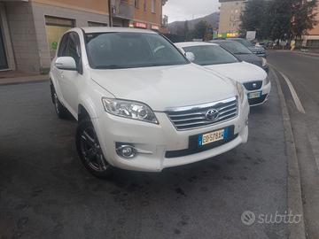 TOYOTA RAV4 Crossover 2.2 D-4D 150 - GANCIO TRAINO