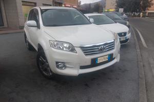 TOYOTA RAV4 Crossover 2.2 D-4D 150 - GANCIO TRAINO
