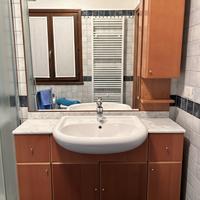 Mobile bagno con specchiera