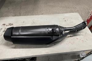 Scarico originale Yamaha XMax 400