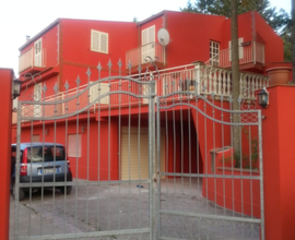Villa 16 camere