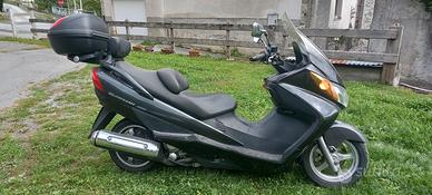 Suzuki Burgman 400