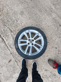 4 gomme auto 