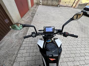 Moto KTM duke 125 enduro