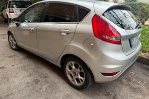 Ford fiesta 1.4 GPL