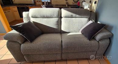 Divano "poltrone e sofa" acquistato a dicembre 