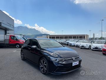 Volkswagen Golf 8 2.0 TDI 150 CV DSG SCR R-Line