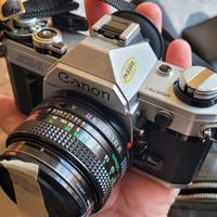 Macchina foto Canon AE-1 vintage