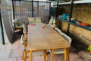 Set Divani + Tavolo e 6 Sedie