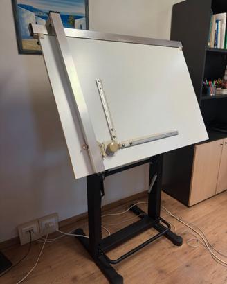 Tecnigrafo professionale completo con tavolo incli