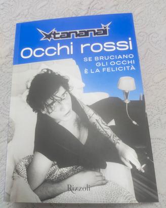 libro Tananai firmato da lui alla presentazione 