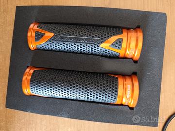 Manopole puig radikal oro