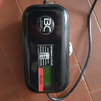 Carica batteria moto e auto