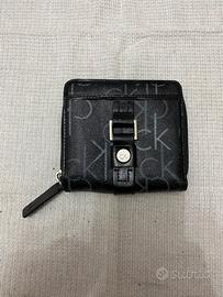 Portafoglio Calvin Klein in pelle🌟