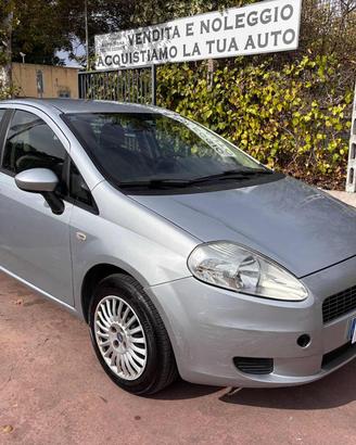 FIAT Punto 1.2 5 porte Fun *NEOPATENTATI*