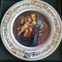 Piatto in finissima porcellana 