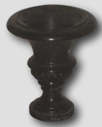 VASO A COPPA IN MARMO NERO DEL BELGIO