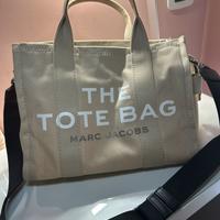 The tote bag Marc Jacobs