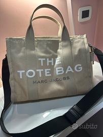 The tote bag Marc Jacobs