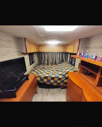 Porlezza - Bungalow con roulotte