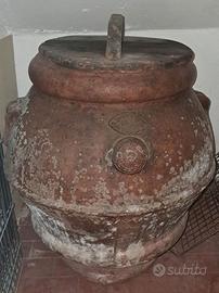 Antico ORCIO in terracotta con coperchio..