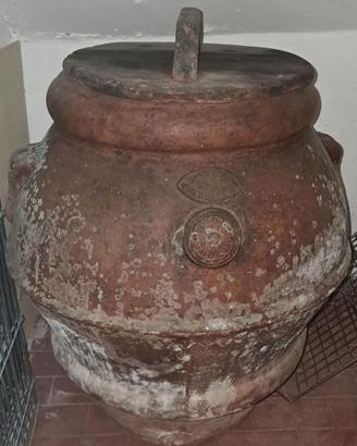 Antico ORCIO in terracotta con coperchio..