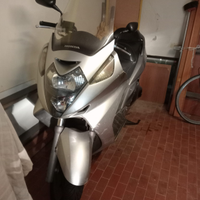 Scooter honda silverwing 400
