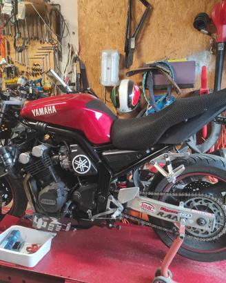 fzs 600 Fazer castom