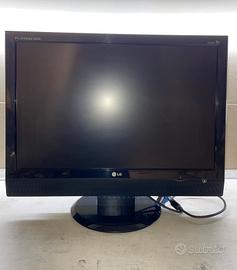 Monitor LG 22 pollici + tastiera