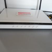 Modem come nuovo,usato molto poco-