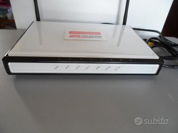 Modem come nuovo,usato molto poco-