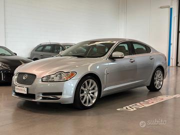 Jaguar XF 4.2 V8 Premium Luxury