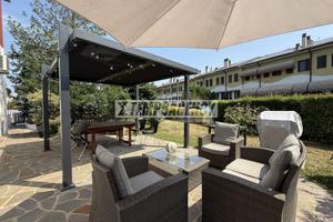 VILLA DI TESTA CON GIARDINO