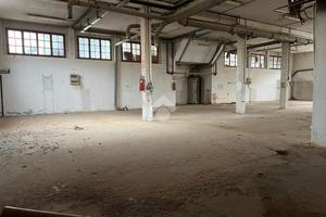 LABORATORIO A MUGGIÒ