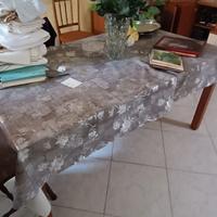 parete attrezzata con penisola più tavola