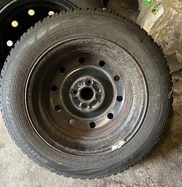 Set ruote Suzuki Ignis 175/65 R15 invernali Falken