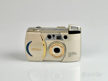 Compatta Nikon 70 Ws a pellicola testata ok