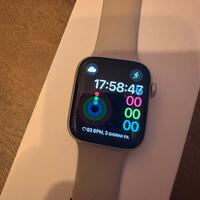 Apple Watch SE (Gen 2) 44mm